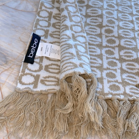 BEBE Scarf Cream/White with Logo - Picture 6 of 7